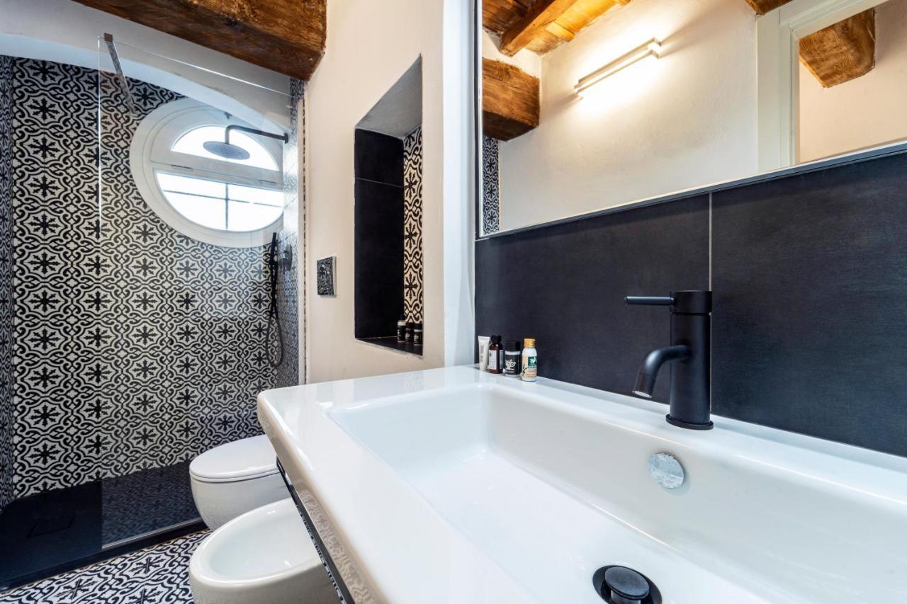 Palazzovilla Historic Building Luxury Apartamento Florencia